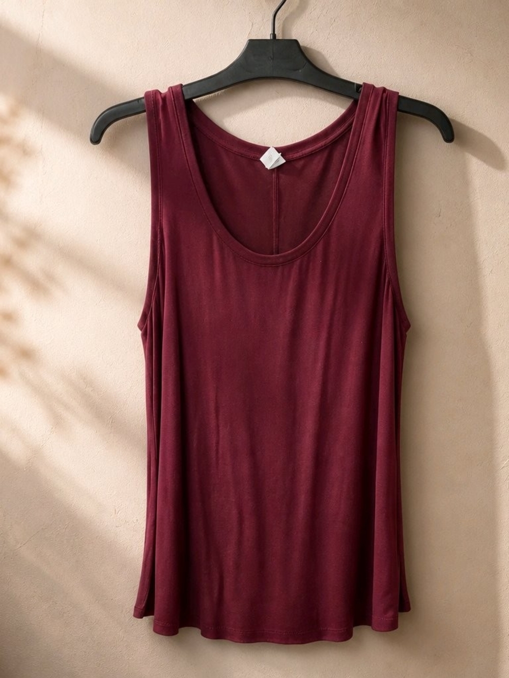 Old Navy Scoop Neck Tank Top - Maroon